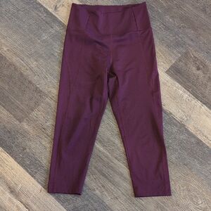 Girlfriend Collective Plum Capri Compression Leggings
